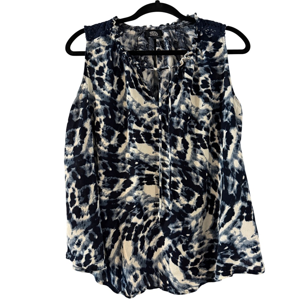 Boboau‎ Women's 1X Sleeveless Blue White Animal Print Tie Neck Blouse